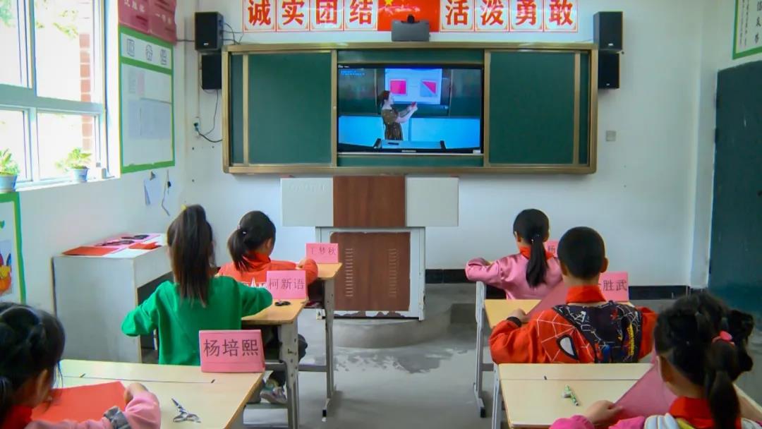 湖北竹山專遞課堂，助推城鄉(xiāng)教育均衡發(fā)展